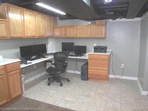 43053 Avon Road Canton, MI 48187 - Photo 26 of 36 Office area