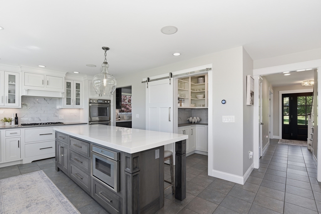 1 Smugglers Road Fairhaven, MA 02719 - Photo 12 of 40 Gallery Image 12