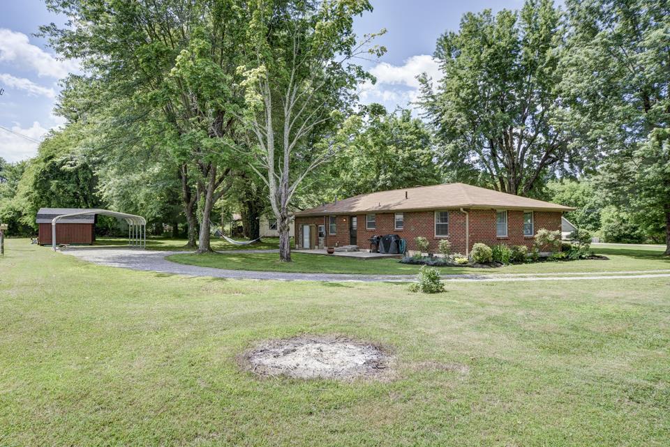 2027 Lake Road Greenbrier, TN 37073 - Photo 26 of 30