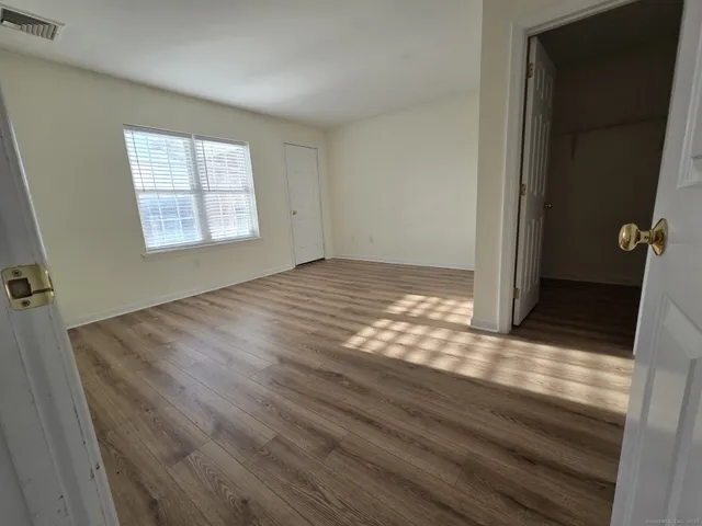 $2,000 | 19 Isaacs Street, Unit 406, Norwalk, CT 06850