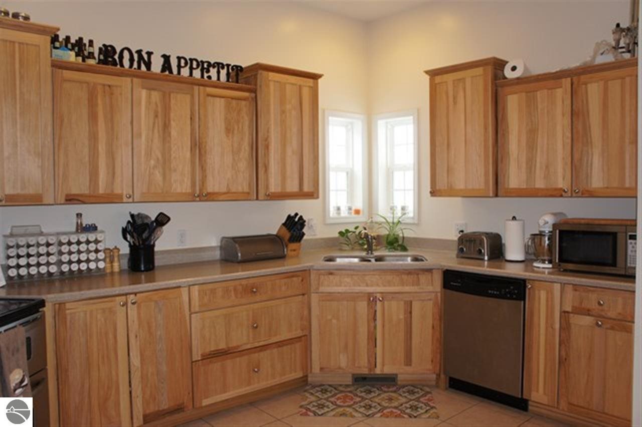 4575 East Jordan Road Mount Pleasant, MI 48858 - Photo 6 of 22 1783005-6.JPG