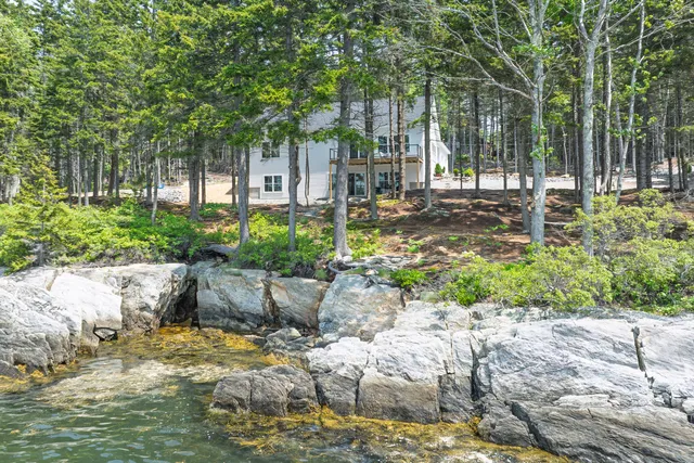 $1,495,000 | 12 Parthas Court, Harpswell, ME 04079