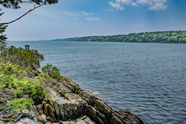 $1,495,000 | 12 Parthas Court, Harpswell, ME 04079