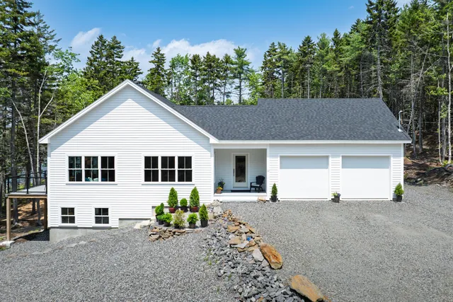 $1,495,000 | 12 Parthas Court, Harpswell, ME 04079