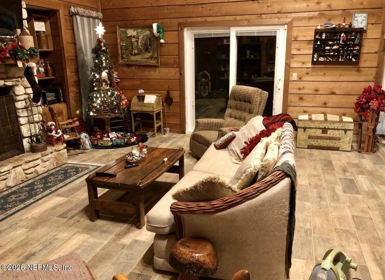 1131 Cactus Cut Road Middleburg, FL 32068 - Photo 4 of 25 Living Room 2