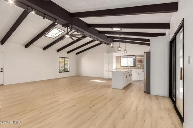 $489,900 | 2319 West Wethersfield Road, Phoenix, AZ 85029