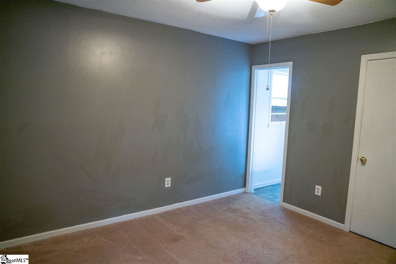212 Rotterdam Road Easley, SC 29640 - Photo 12 of 19