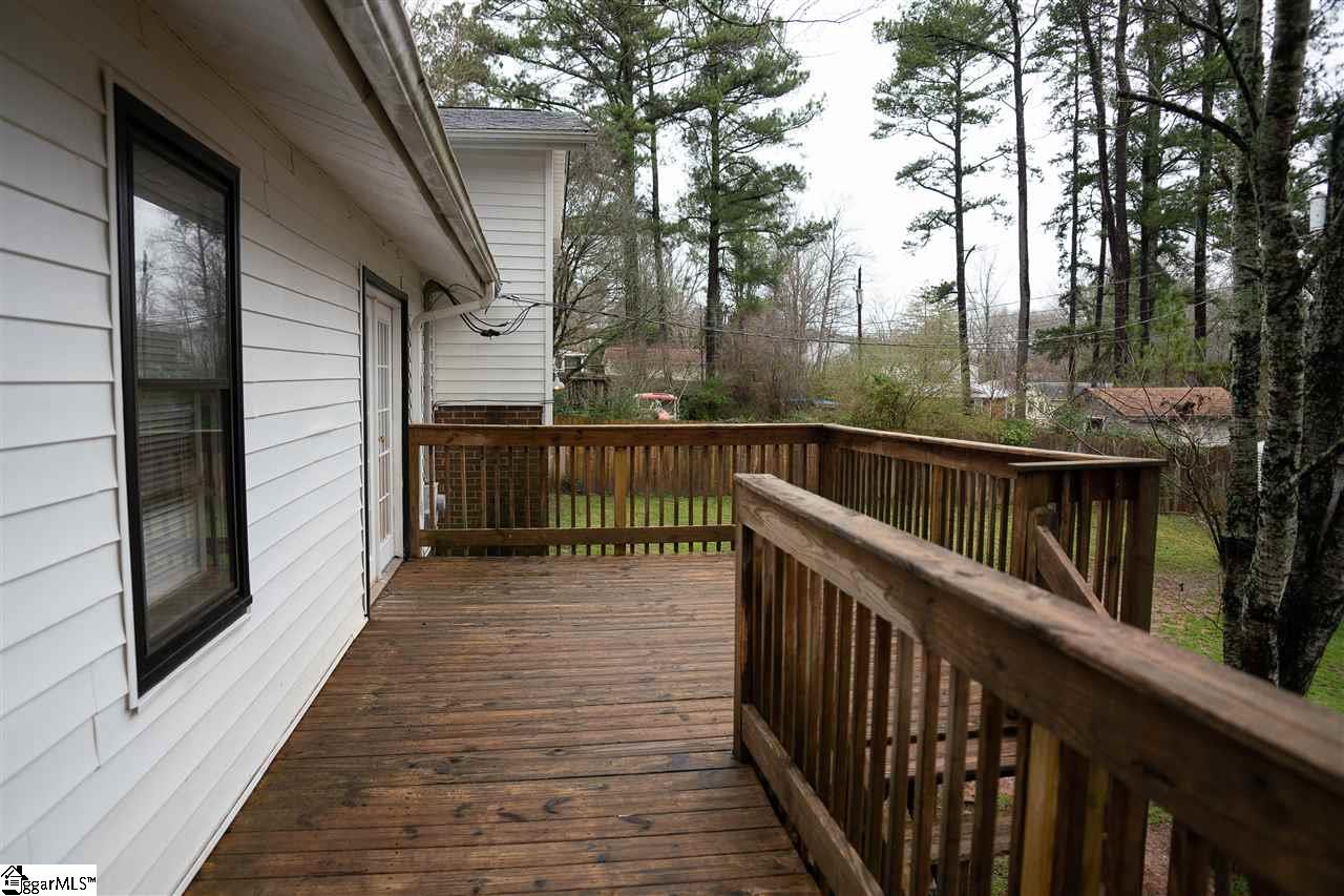 212 Rotterdam Road Easley, SC 29640 - Photo 4 of 19