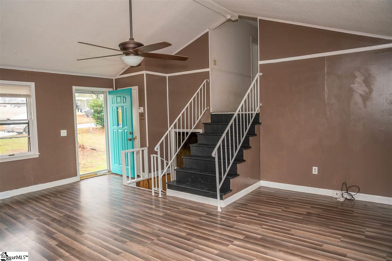 212 Rotterdam Road Easley, SC 29640 - Photo 6 of 19