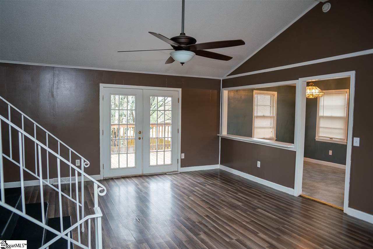 212 Rotterdam Road Easley, SC 29640 - Photo 8 of 19