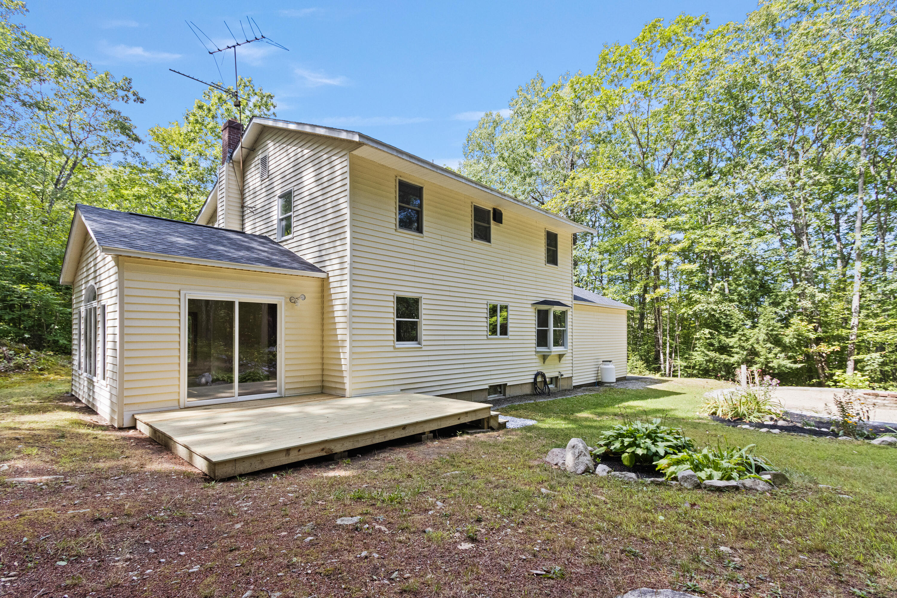 452 North Raymond Road Poland, ME 04274 - Photo 4 of 35 20250908PC-71011