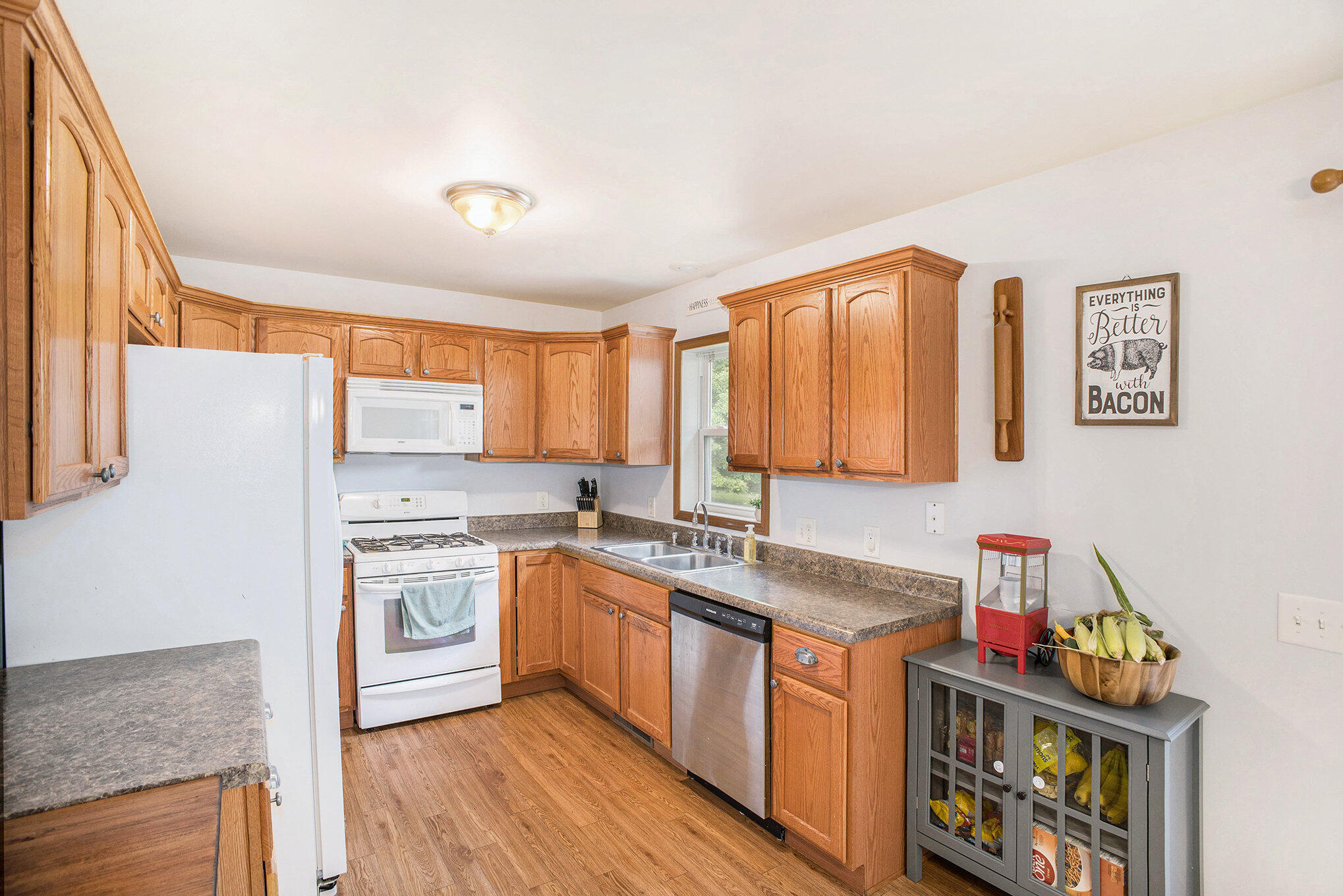 12100 Dylan Lane Parma, MI 49269 - Photo 12 of 22 010_img_0714_888