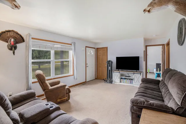 $259,900 | 12100 Dylan Lane, Parma, MI 49269