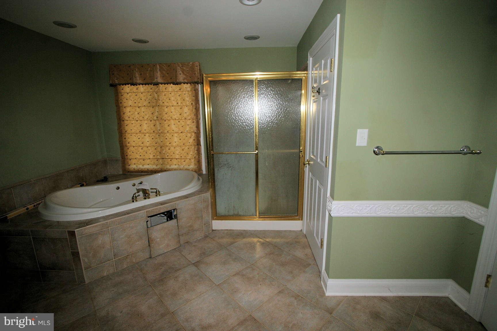 13606 Poplar Grove Road Hagerstown, MD 21742 - Photo 16 of 30 Bath Master
