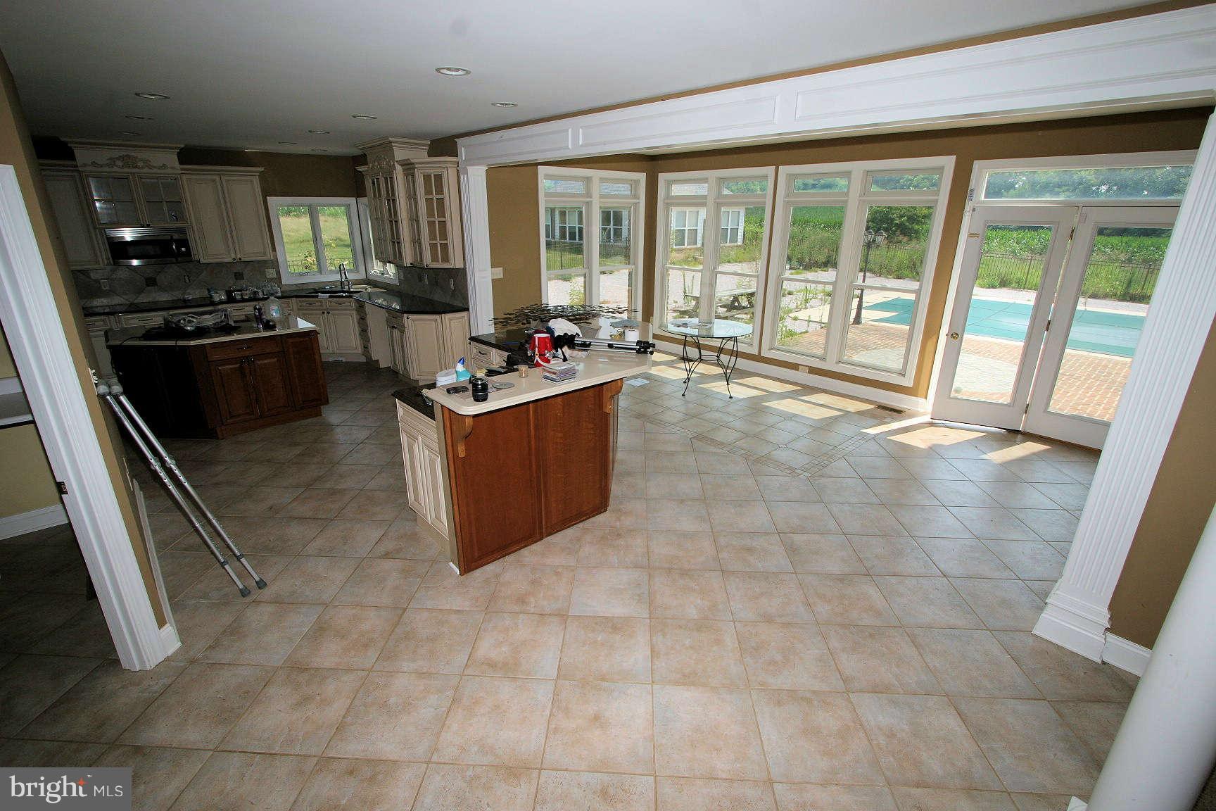 13606 Poplar Grove Road Hagerstown, MD 21742 - Photo 7 of 30 Kitchen