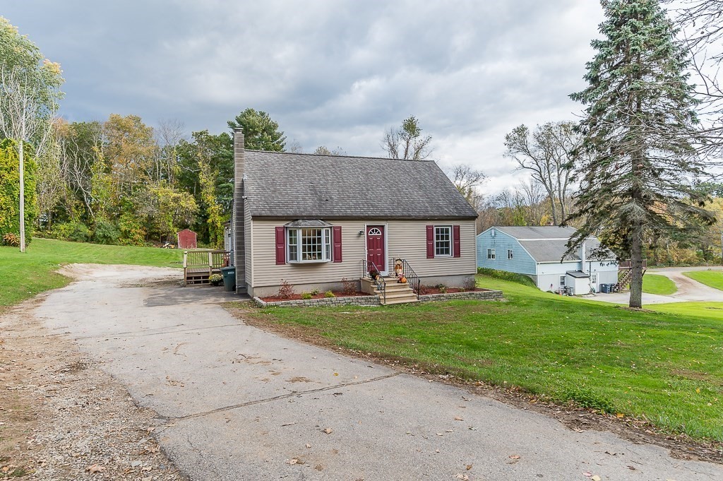 54 Ellis Road Southbridge, MA 01550 - Photo 1 of 35