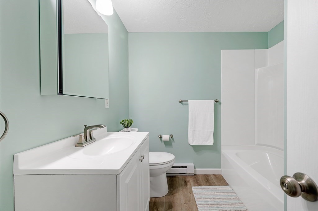 54 Ellis Road Southbridge, MA 01550 - Photo 14 of 35