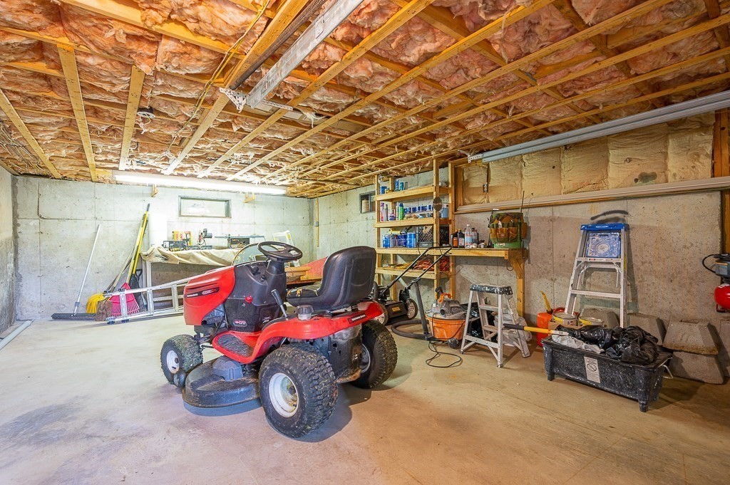 54 Ellis Road Southbridge, MA 01550 - Photo 27 of 35