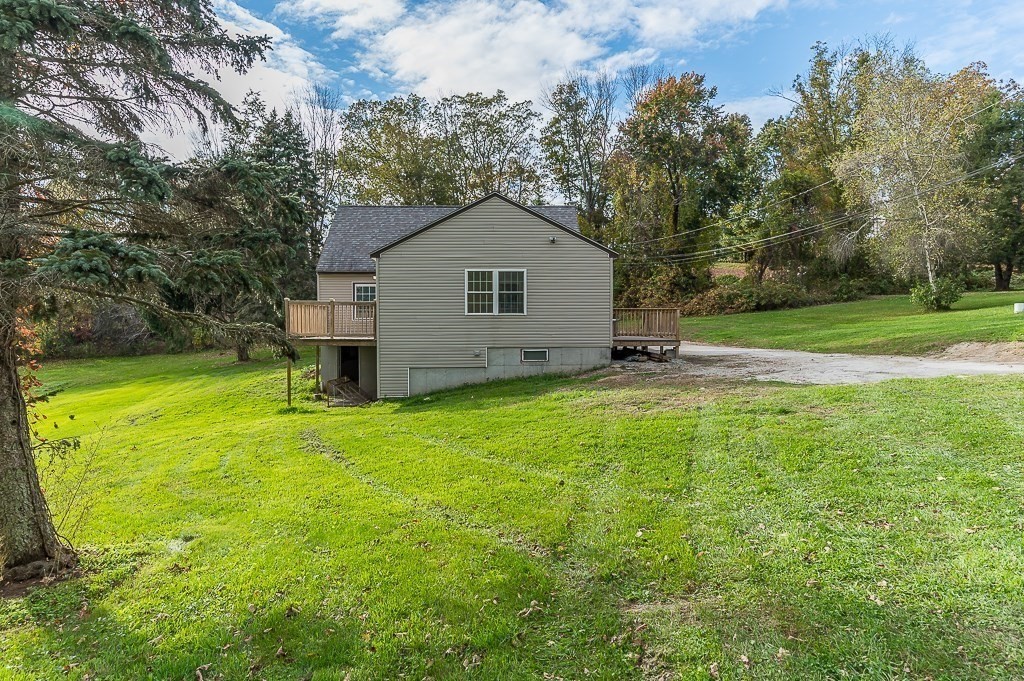 54 Ellis Road Southbridge, MA 01550 - Photo 28 of 35