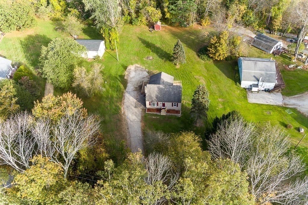 54 Ellis Road Southbridge, MA 01550 - Photo 4 of 35