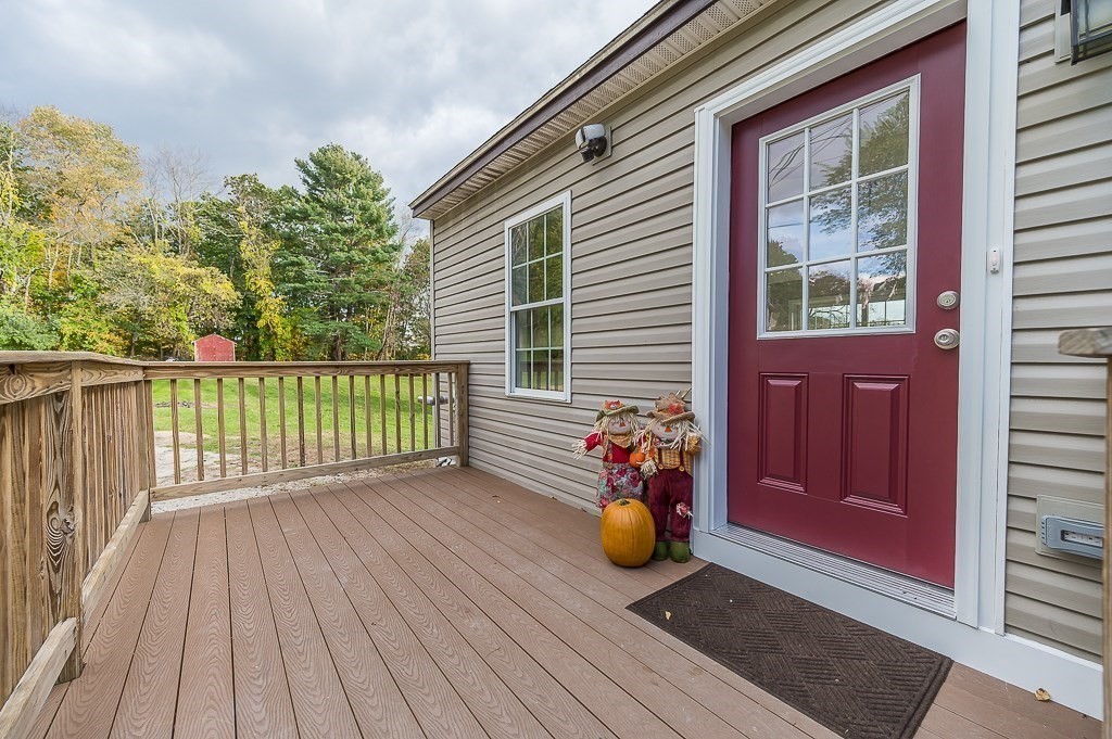 54 Ellis Road Southbridge, MA 01550 - Photo 5 of 35