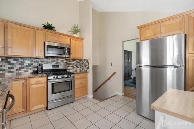 $649,900 | 18 Bruce Street, Old Bridge, NJ 08857