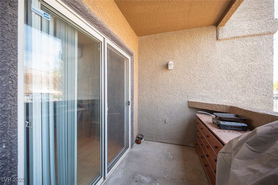 6650 West Warm Springs Road, Unit 1079 Las Vegas, NV 89118 - Photo 31 of 37 View of balcony