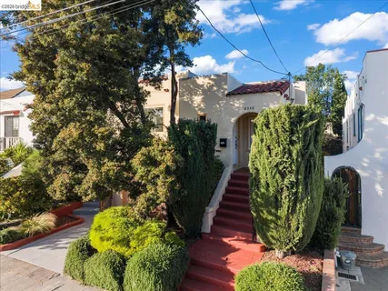 $649,000 | 5340 Walnut Street, Oakland, CA 94619