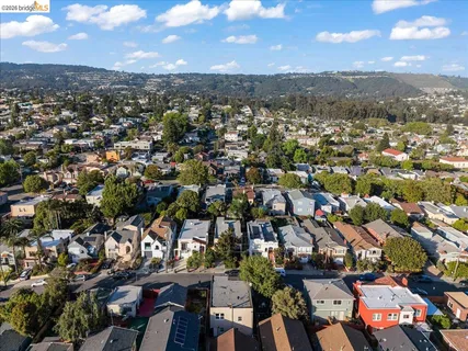 $649,000 | 5340 Walnut Street, Oakland, CA 94619