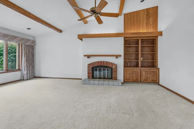 $389,900 | 3401 North Fiesta Drive, Appleton, WI 54911