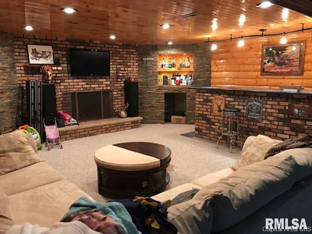 362 South Tower Road Dawson, IL 62520 - Photo 12 of 16 Gallery Image 12