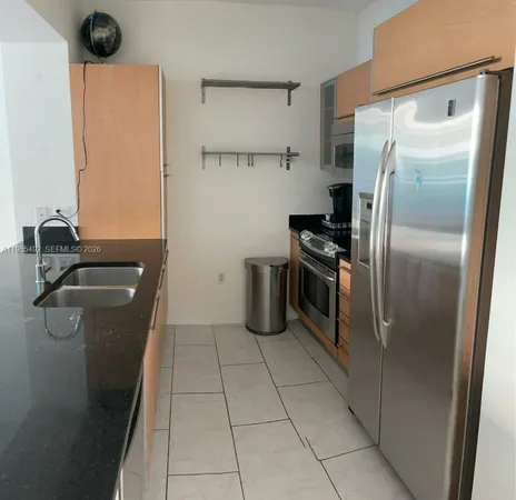 $2,950 | 950 Brickell Bay Drive, Unit 3002, Miami, FL 33131