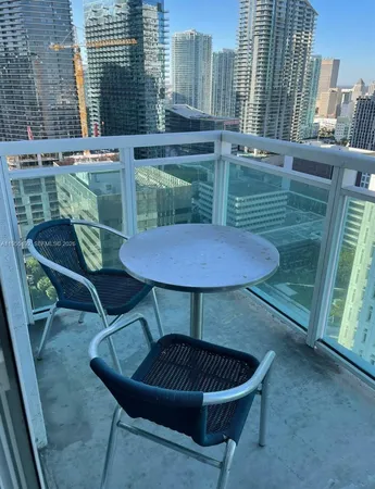 $2,950 | 950 Brickell Bay Drive, Unit 3002, Miami, FL 33131