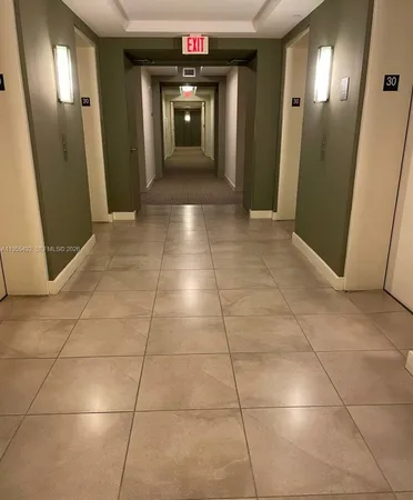 $2,950 | 950 Brickell Bay Drive, Unit 3002, Miami, FL 33131