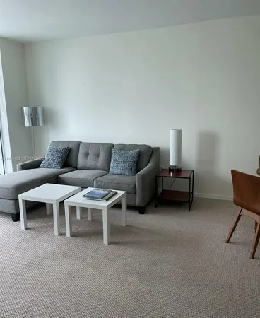 $2,950 | 950 Brickell Bay Drive, Unit 3002, Miami, FL 33131