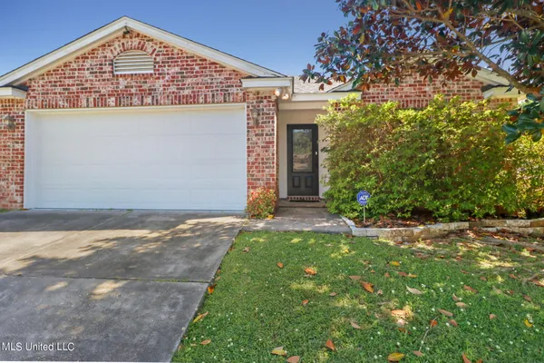 $1,725 | 16383 Lancaster Cove, Gulfport, MS 39503