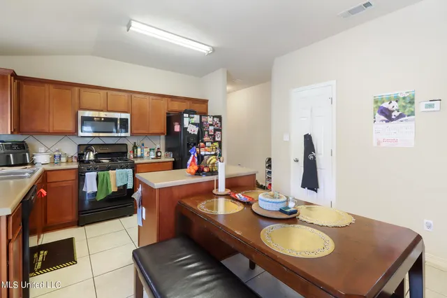 $1,725 | 16383 Lancaster Cove, Gulfport, MS 39503