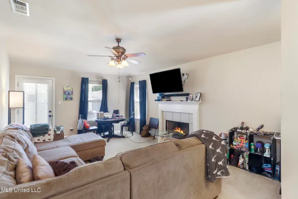 $1,725 | 16383 Lancaster Cove, Gulfport, MS 39503