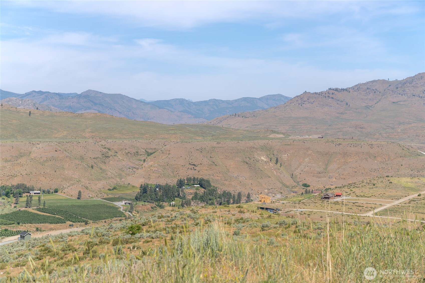 15 Cowboy Road Pateros, WA 98846 - Photo 11 of 15 a view of lake with mountain