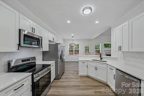 $425,000 | 2622 Billings Park Drive, Charlotte, NC 28213