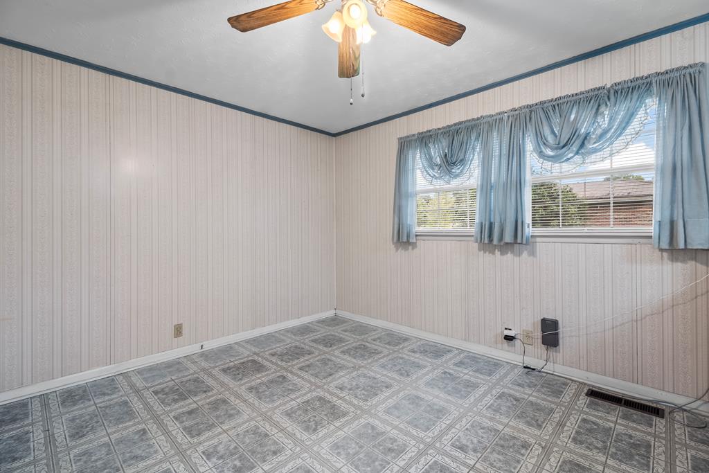 902 Moss Street Dothan, AL 36301 - Photo 6 of 26