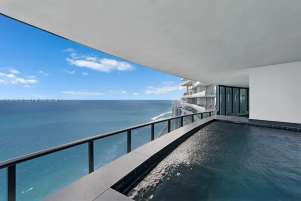 $85,000 | 18555 Collins Avenue, Unit 5201, Sunny Isles Beach, FL 33160