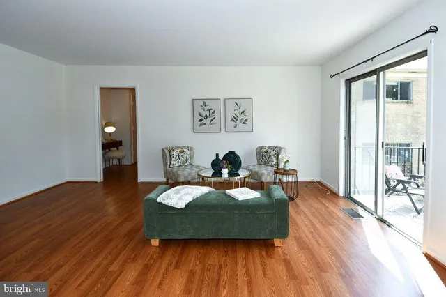 $239,900 | 10637 Montrose Avenue, Unit 204, Bethesda, MD 20814