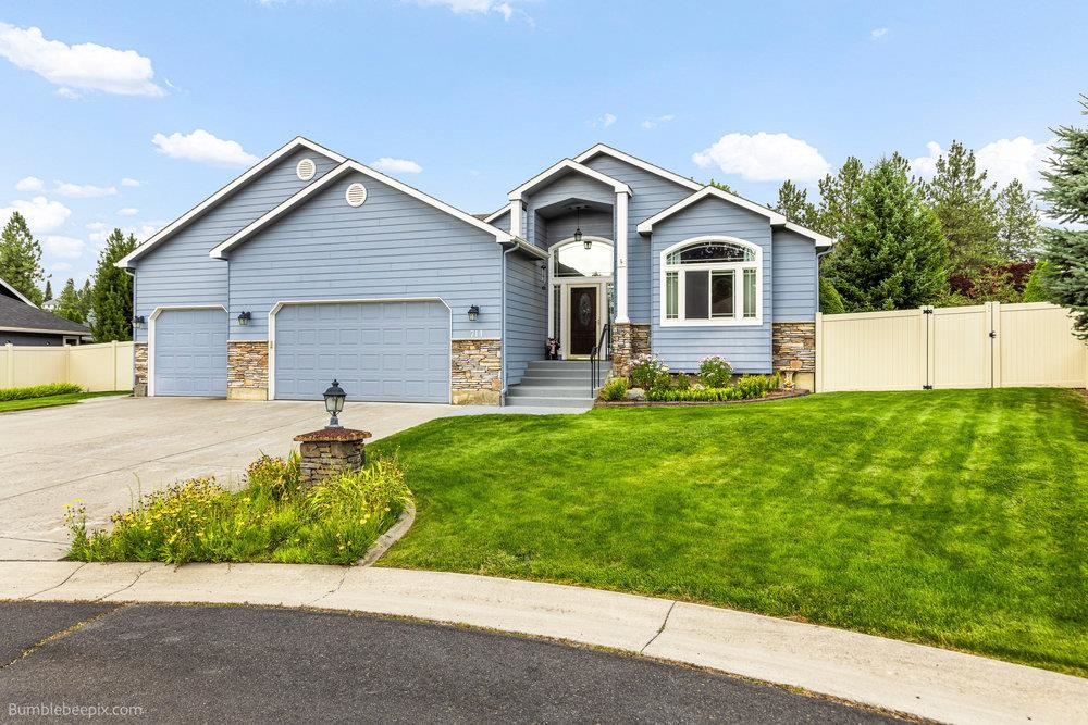 714 Erica Court Spokane, WA 99208 - Photo 2 of 50