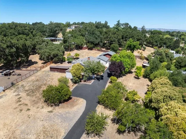$929,000 | 9080 Santa Lucia Road, Atascadero, CA 93422