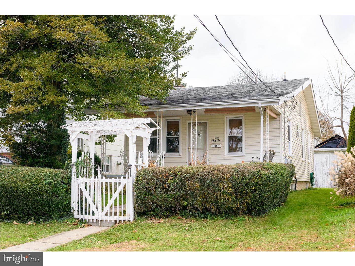 154 Ridge Boulevard Brookhaven, PA 19015 - Photo 3 of 25