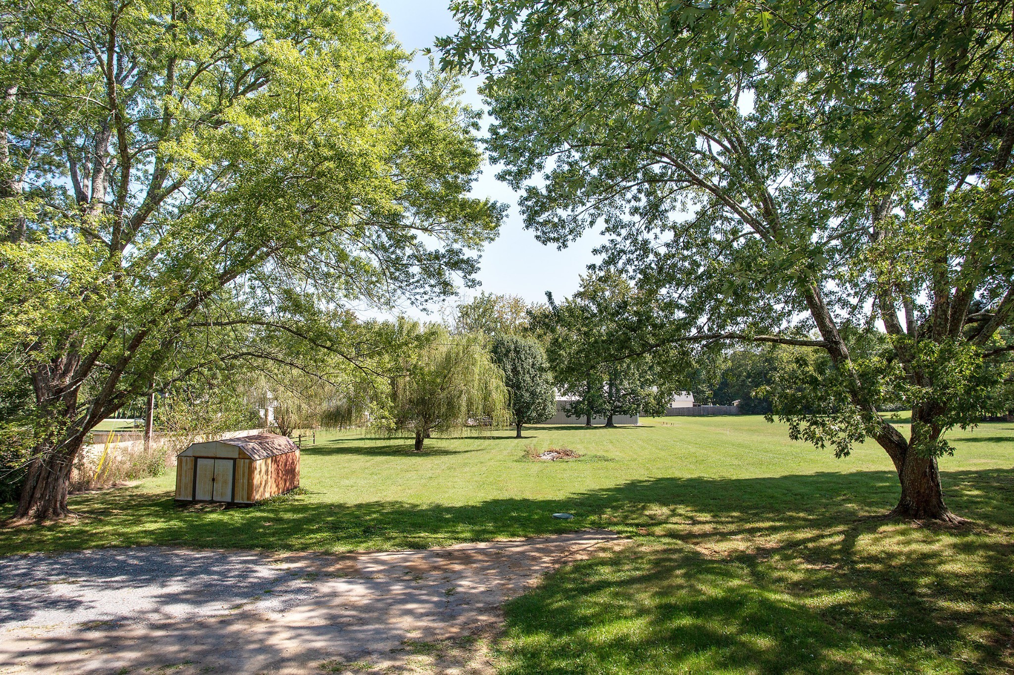 1901 Lake Road Greenbrier, TN 37073 - Photo 16 of 19 Gallery Image 16