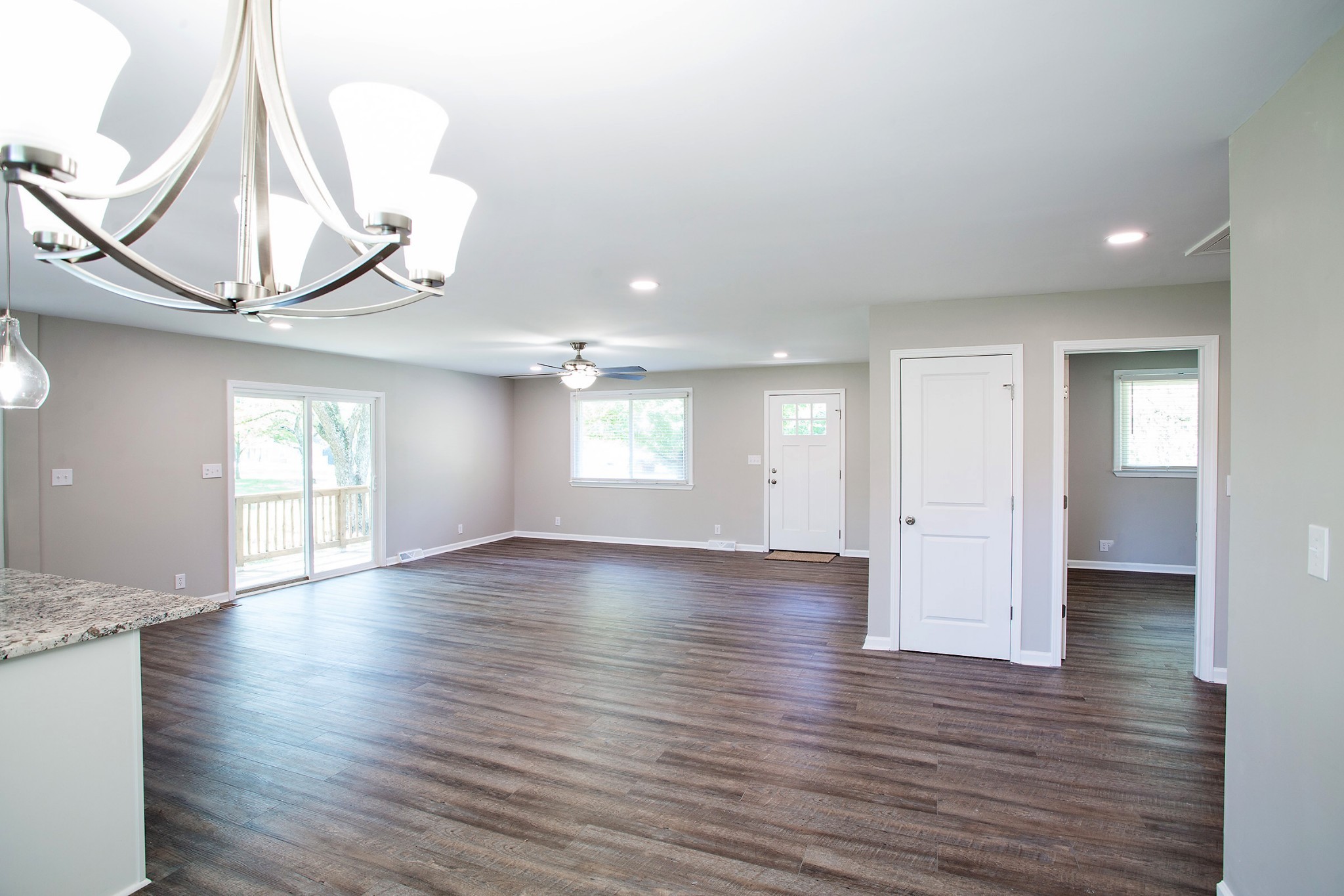 1901 Lake Road Greenbrier, TN 37073 - Photo 5 of 19 Gallery Image 5