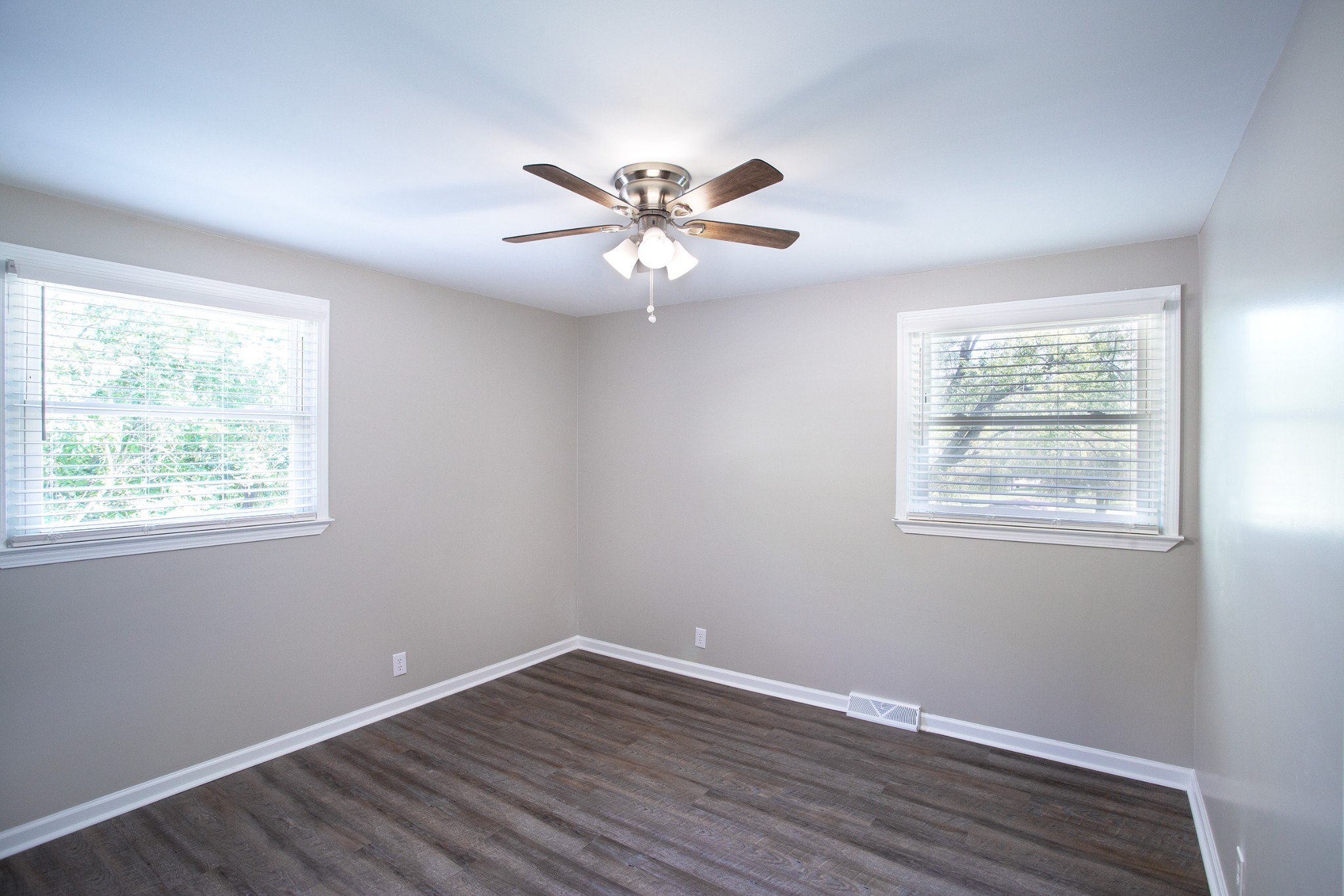 1901 Lake Road Greenbrier, TN 37073 - Photo 8 of 19 Gallery Image 8