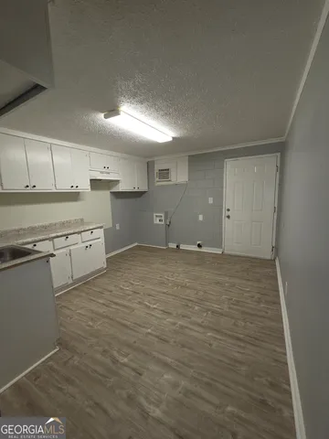 $1,000 | 928 Hamilton Boulevard, Griffin, GA 30223